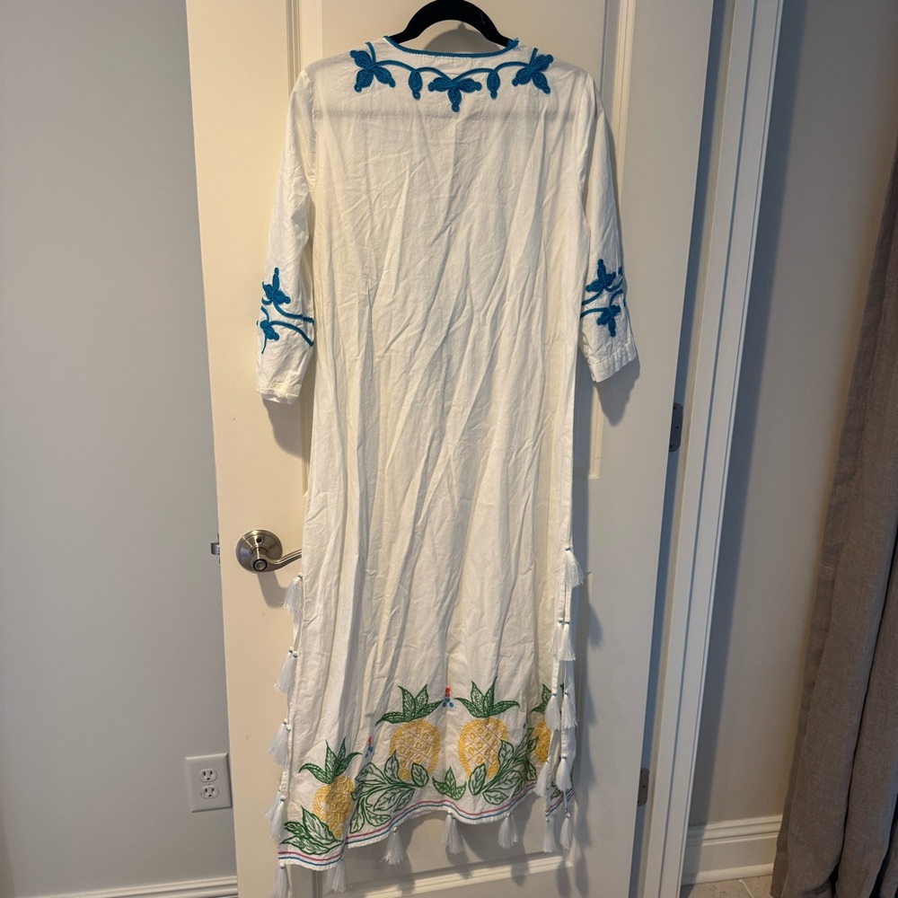 Roller Rabbit Embroidered White and Blue Maxi Pineapple Dress | S - Picture 5 of 5